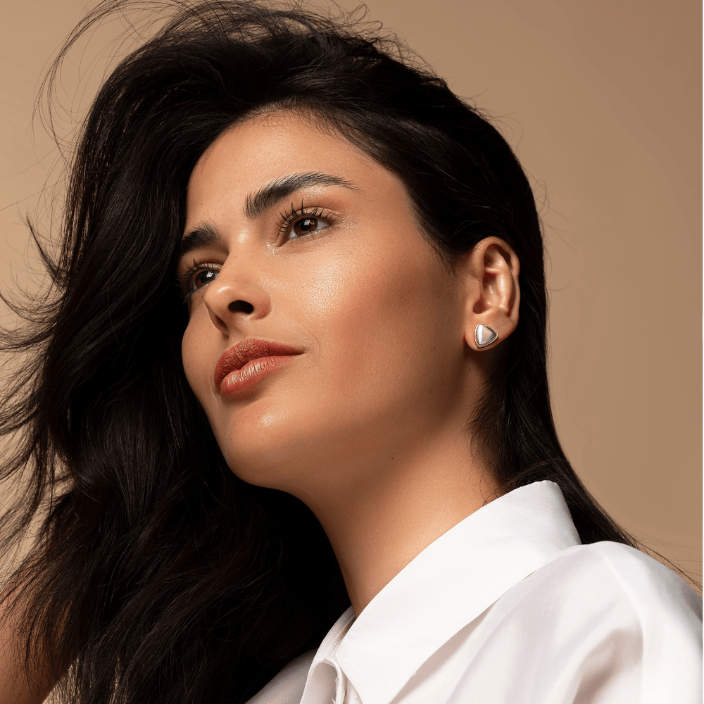 Duo Triangle Earring - Matte Silver Bath Mix