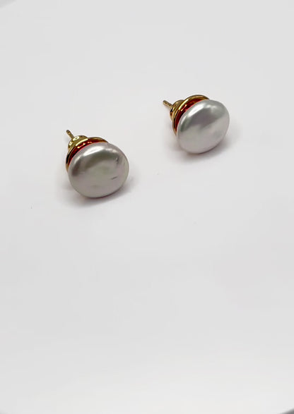 Natural Pearl Petit Earring - White Pearl